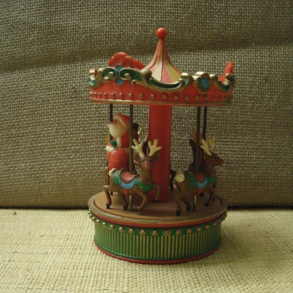 Vintage Hallmark Santa & Reindeer Carousel Music Box - Picture 5 of 16